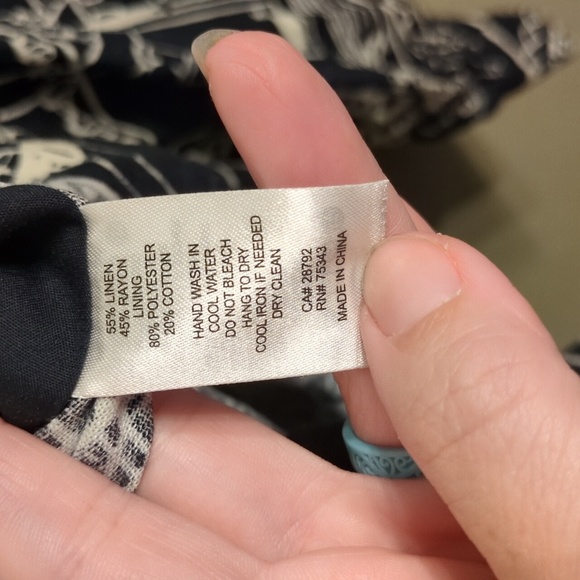 Joie linen V-neck long sleeve Costal Top Medium - Picture 7 of 9